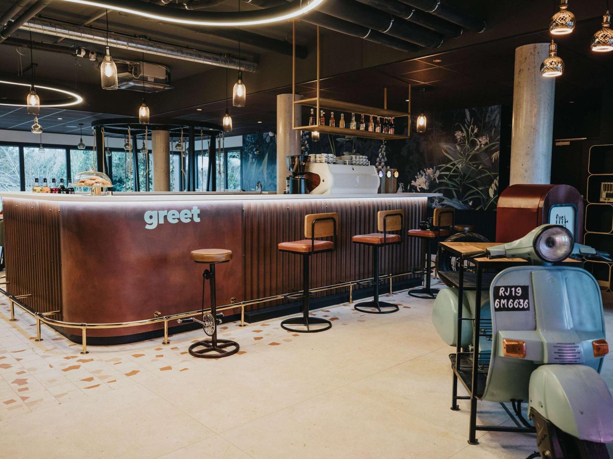Greet Hotel Brest Aeroport Guipavas エクステリア 写真