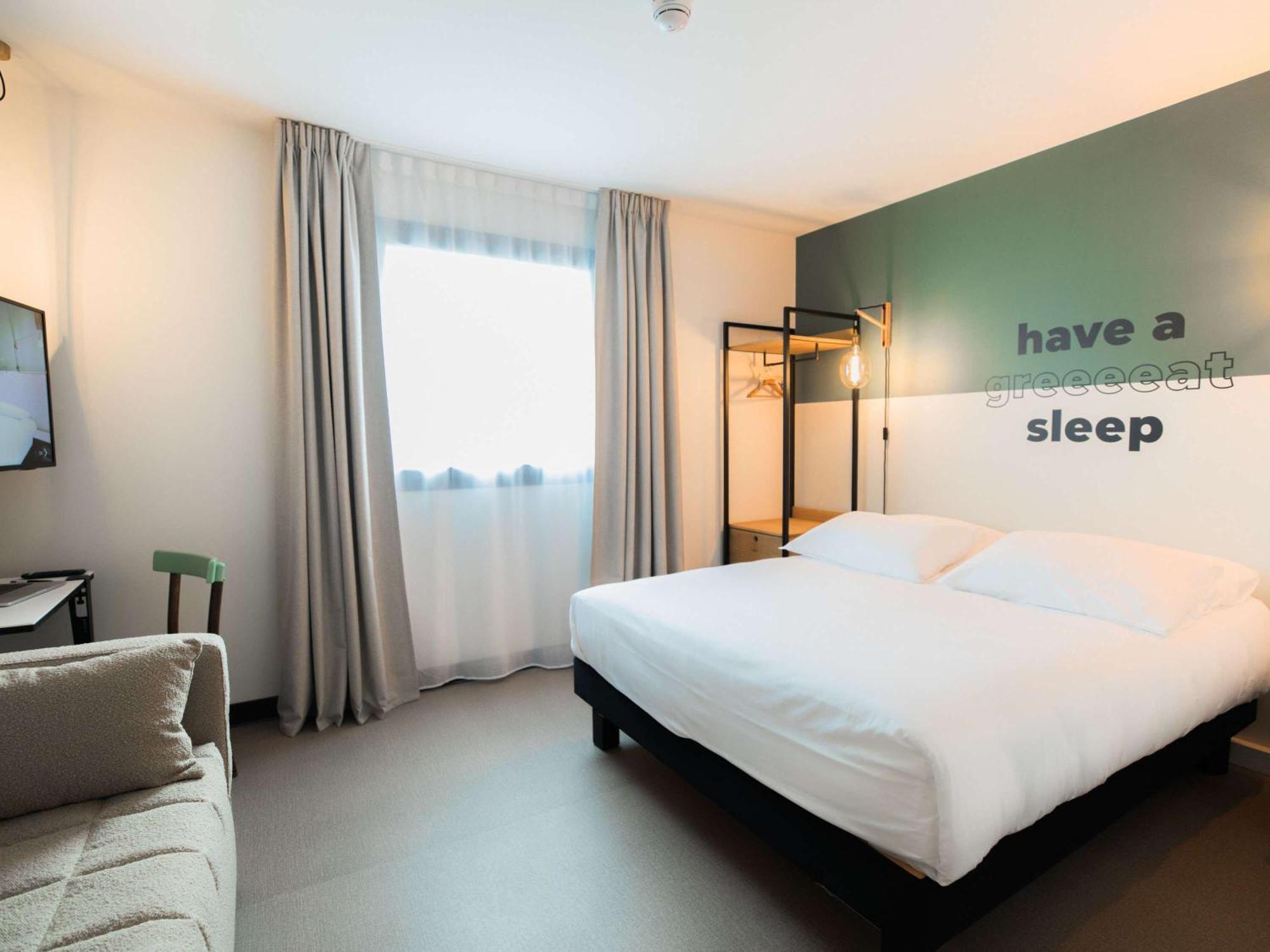 Greet Hotel Brest Aeroport Guipavas エクステリア 写真